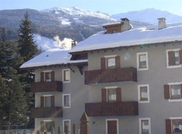 Aparthotel Casa Stefano E Lucia Bormio Exteriér fotografie